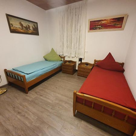 La Paula Wohnung Fuer Monteure Altenmedingen Exterior foto