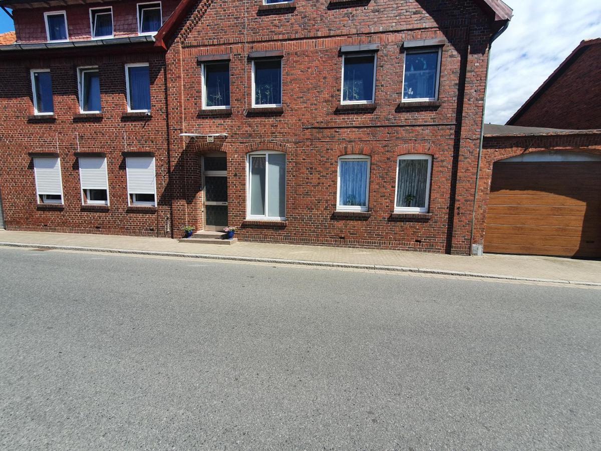 La Paula Wohnung Fuer Monteure Altenmedingen Exterior foto